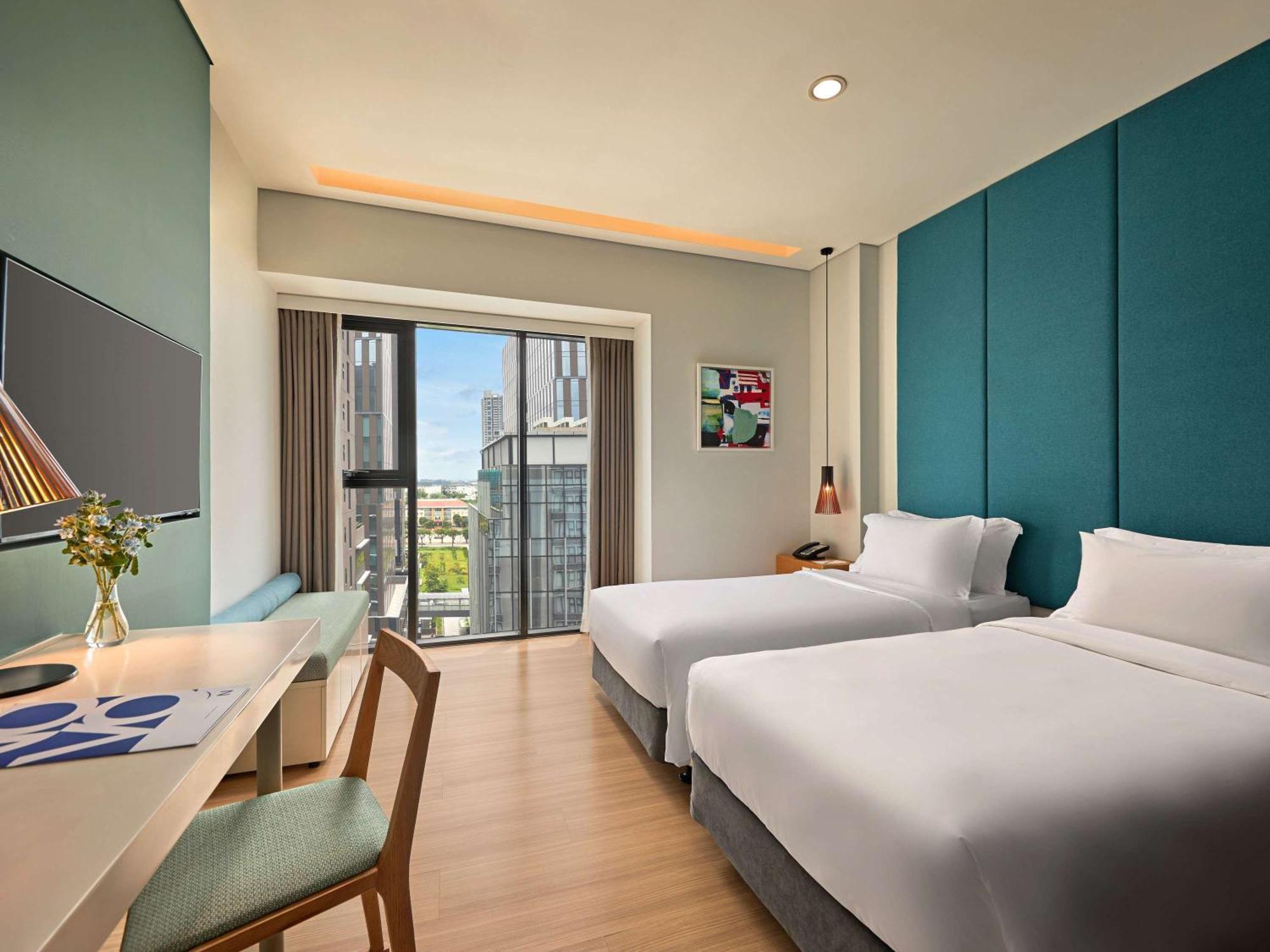 Novotel Living Saigon South Ho Chi Minh-staden Exteriör bild